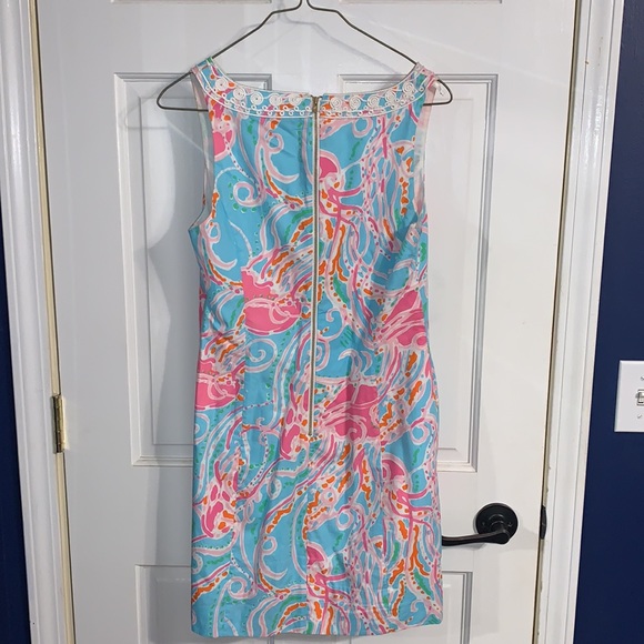 Lilly Pulitzer - Picture 4 of 6